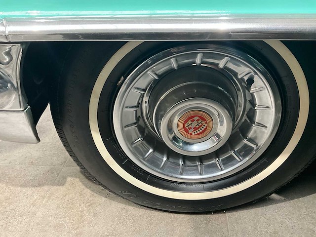 Cadillac - serie 62 - cabriolet - klassieke auto - afbeelding 29 van  38