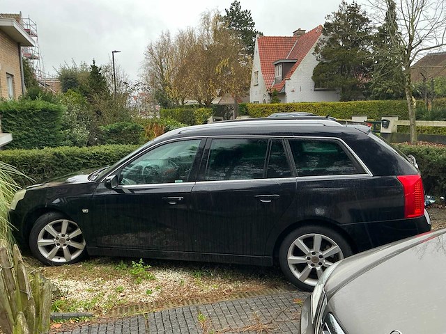 Cadillac bls personenauto - afbeelding 2 van  9