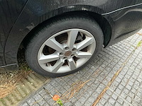 Cadillac bls personenauto - afbeelding 6 van  9