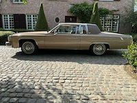 Cadillac coupe de ville oldtimer - afbeelding 12 van  39