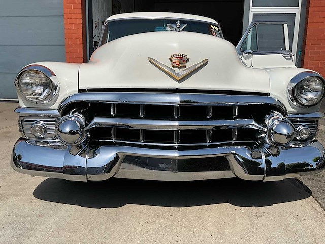 Cadillac fleetwood oldtimer - afbeelding 21 van  30