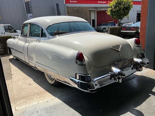 Cadillac fleetwood oldtimer - afbeelding 21 van  26