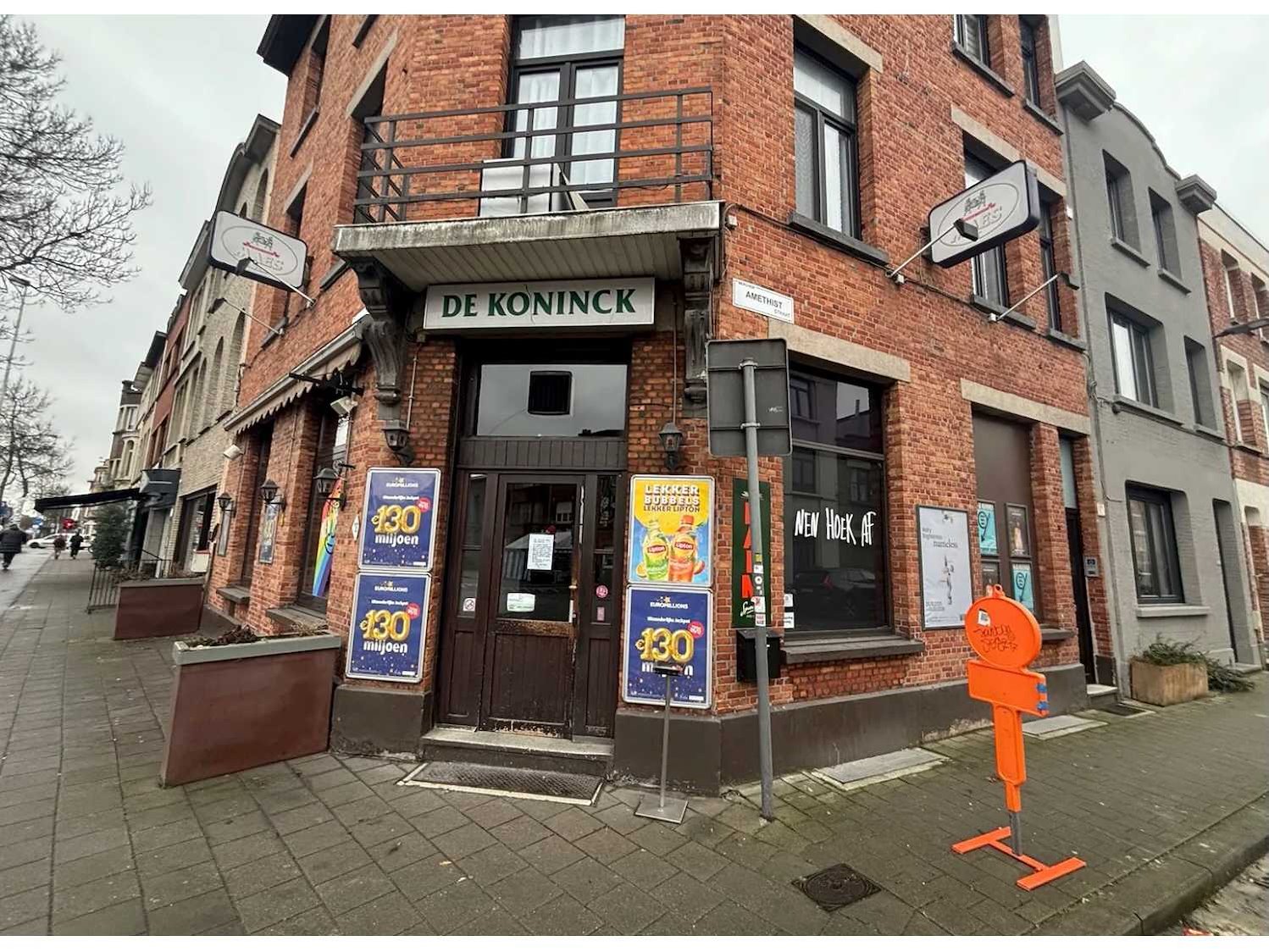 Café nen hoek af wegens faillissement