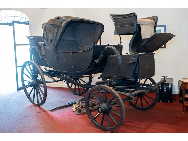 Calèche / barouche van keizer napoleon iii - afbeelding 24 van  29
