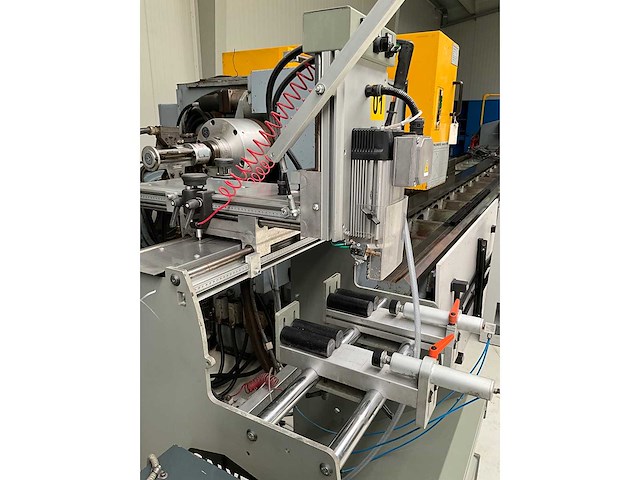 Calvet - 2013 - pm100 - overige freesmachines - afbeelding 5 van  10