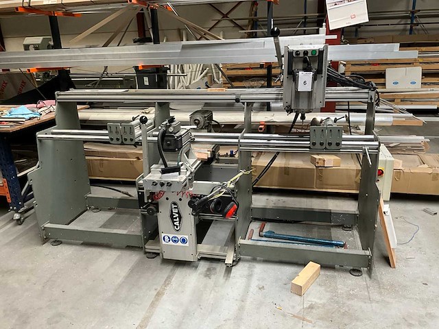 Calvet 3 motorige freesmachine - afbeelding 2 van  6