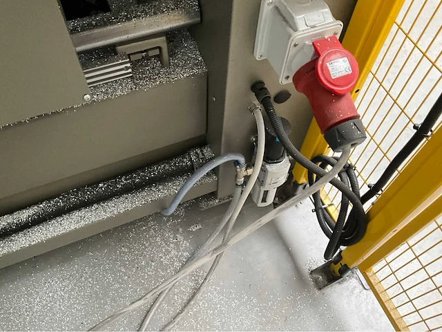 Calvet industriële cnc gestuurde zaagmachine-installatie - afbeelding 24 van  38
