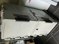 Cambro warmhoud koffer met rijdend onderstel. (2x) - afbeelding 3 van  7
