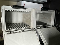 Cambro warmhoud koffer met rijdend onderstel. (2x) - afbeelding 4 van  7