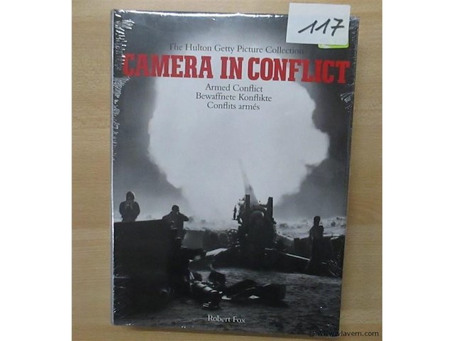 Camera in conflict - afbeelding 1 van  2