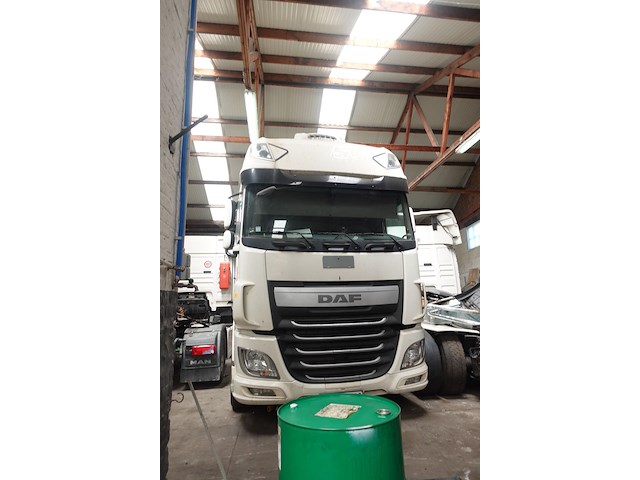 Camion daf - afbeelding 1 van  8