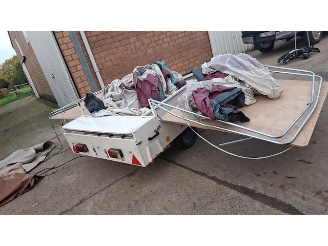 Camping aanhangwagen - afbeelding 1 van  1