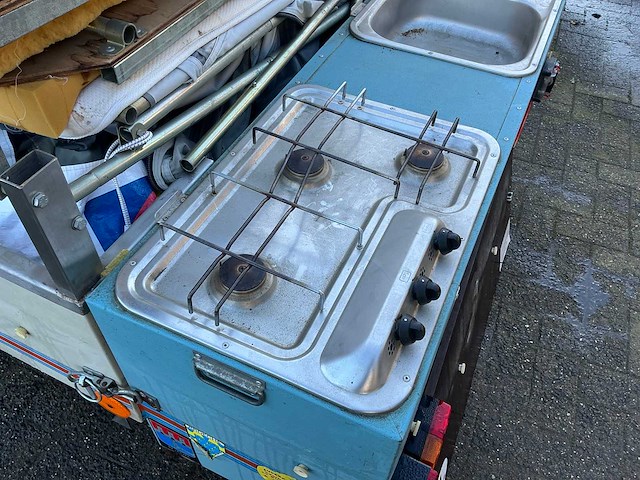 Campingcar - afbeelding 2 van  12