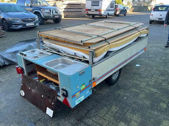 Campingcar - afbeelding 8 van  12