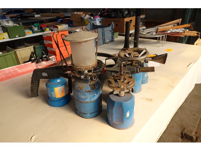 Campinggas en gasbekken - afbeelding 3 van  4