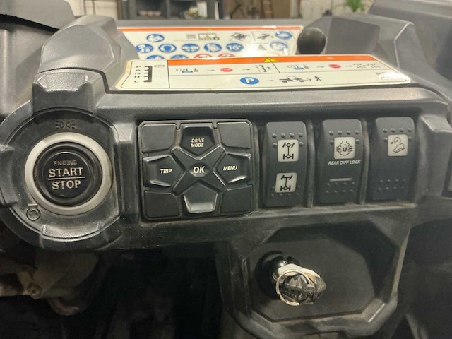 Can-am maverick trail 800 utv - afbeelding 6 van  30