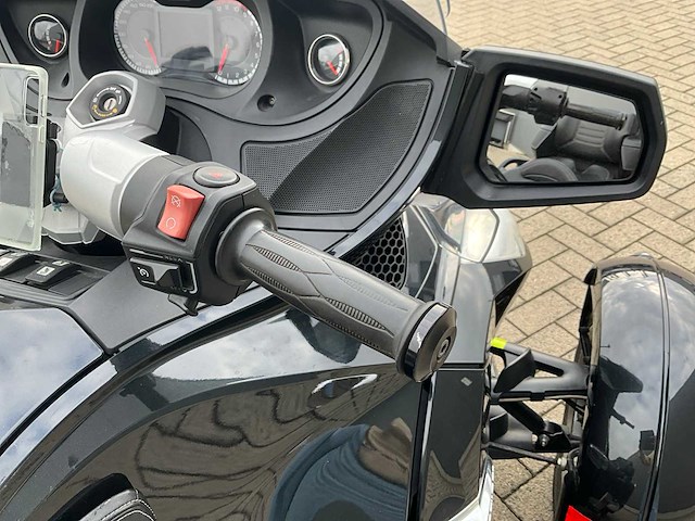 Can-am spyker rt limited - luxe driewieler - afbeelding 25 van  55