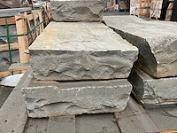 Candela grijs natuursteen tuintegel blokken - afbeelding 3 van  4