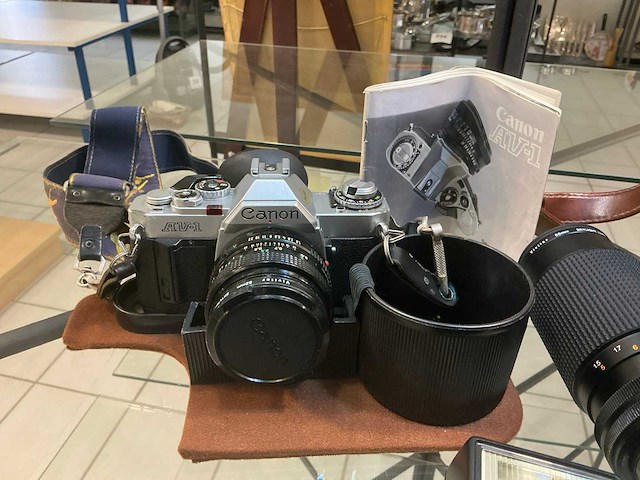 Canon av-1 fotocamera - afbeelding 2 van  4