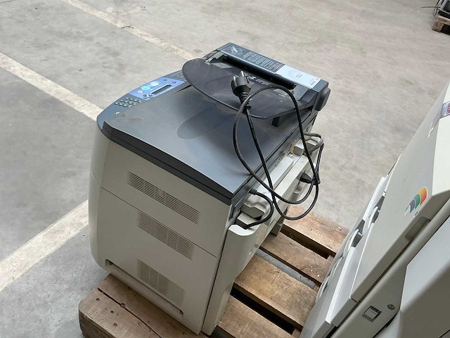 Canon i-sensys mf8180c copier - afbeelding 4 van  5