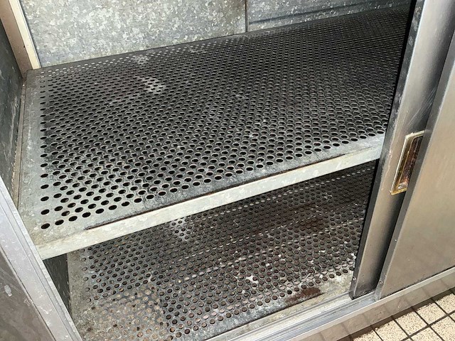 Capic warmhoudkast - afbeelding 6 van  6