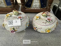 Capodimonte porseleinen dekseldoosjes - afbeelding 2 van  3