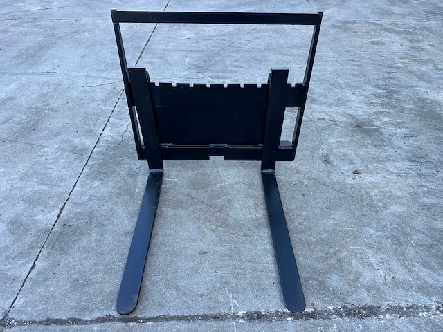 Captok - 2025 - ck-xhc - vorkenbord - afbeelding 1 van  5