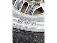 Car tyre renault - afbeelding 5 van  7