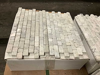 Carara broken edge grote partij mozaïek tegel - afbeelding 2 van  3