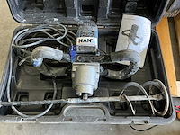 Carat mixer 1600 betonmixer - afbeelding 1 van  3