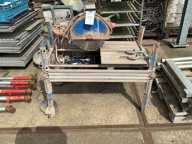 Carat tegelzaagmachine 380 v met tafel - afbeelding 1 van  2