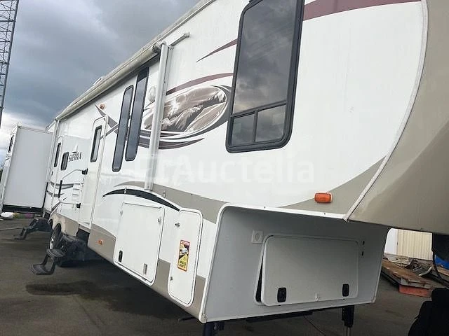 Caravan - forest river - sierra - afbeelding 3 van  10