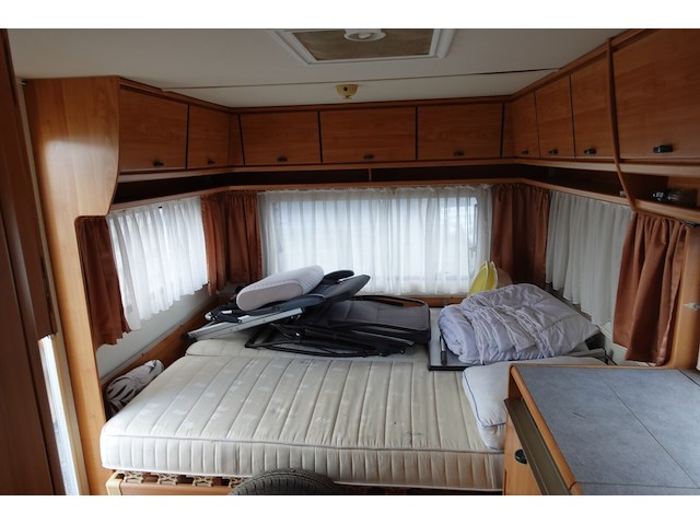 Caravan hymer - afbeelding 8 van  18