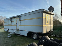 Caravan / woonwagen - afbeelding 1 van  25