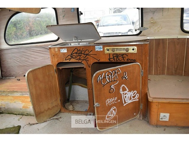 Caravan - afbeelding 7 van  9