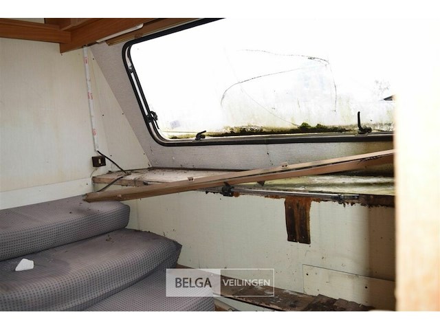 Caravan - afbeelding 6 van  8