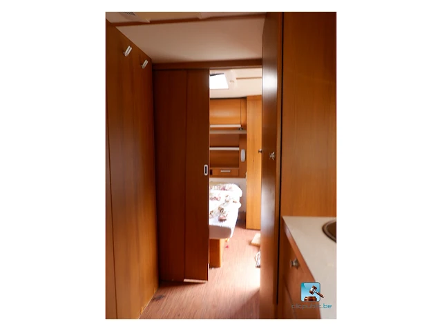 Caravan - afbeelding 23 van  25