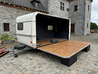 Caravane scène mobile