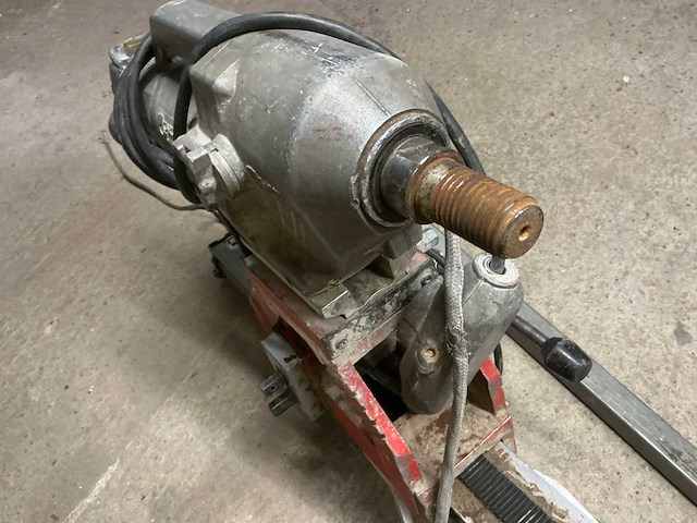 Cardi diamanboormachine op statief - afbeelding 4 van  8