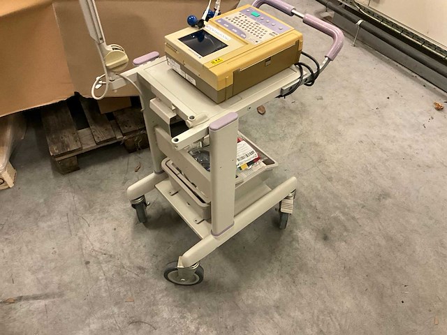 Cardiofax ecg-9132k - afbeelding 10 van  10