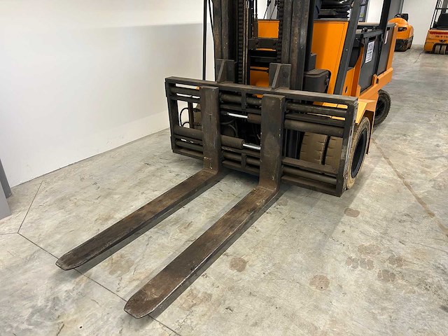 Carer - 1997 - r70n - vorkheftruck - afbeelding 4 van  11