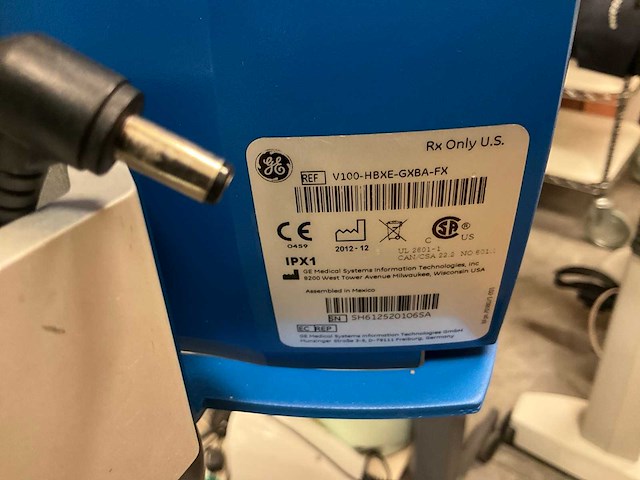 Carescape v100 digitale bloeddrukmeter(3x) - afbeelding 8 van  8