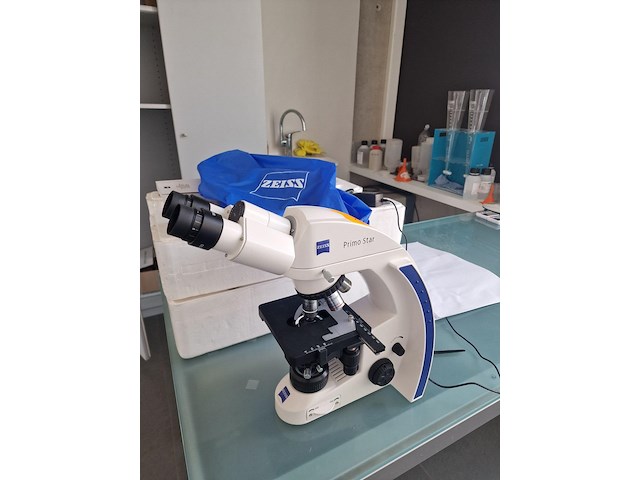 Carl zeis primo star microscoop - afbeelding 1 van  7