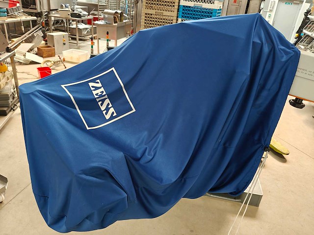 Carll zeiss microscope opmi 1-fc on universal s2 floorstand - afbeelding 9 van  18