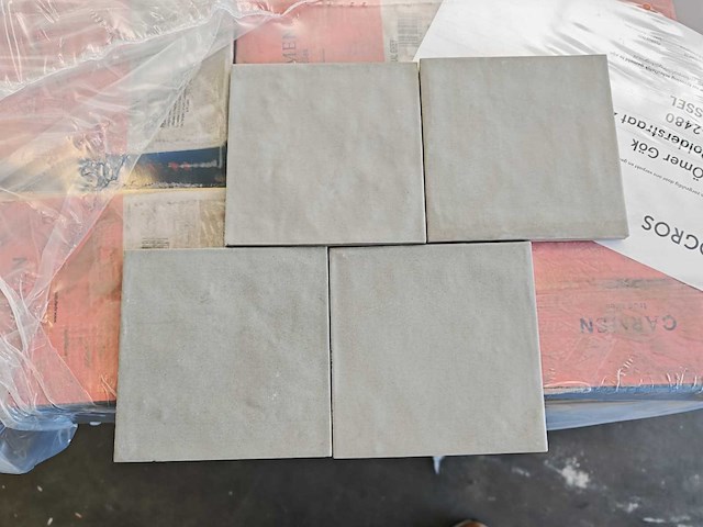 Carmen contemporary mineral grey mat wandtegel 15x15 cm 25,74 m² - afbeelding 1 van  7