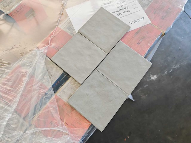 Carmen contemporary mineral grey mat wandtegel 15x15 cm 25,74 m² - afbeelding 3 van  7