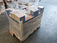 Carmen contemporary rose quartz mat wandtegel 15x15 cm 25,74 m² - afbeelding 5 van  6