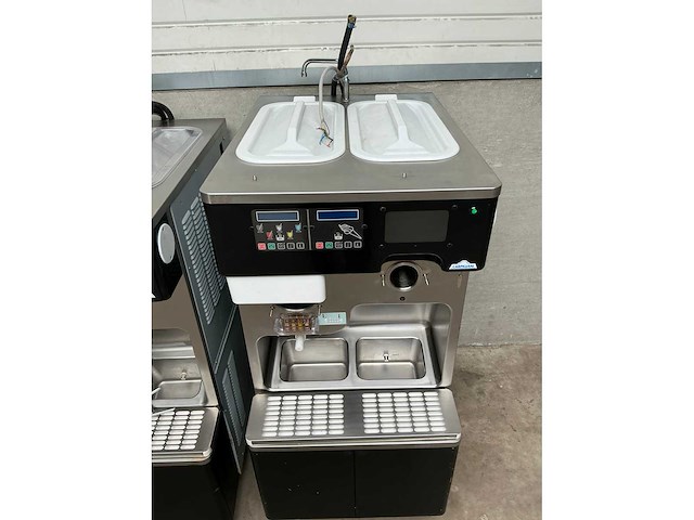 Carpigiani ijsmachine (3x) - afbeelding 11 van  12