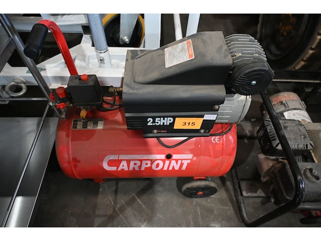 Carpoint compressor op wielen - afbeelding 3 van  3