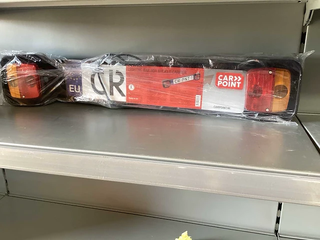Carpoint lichtbalk voor fietsdrager - afbeelding 1 van  4